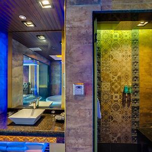 Two Bedroom Aqua Suite